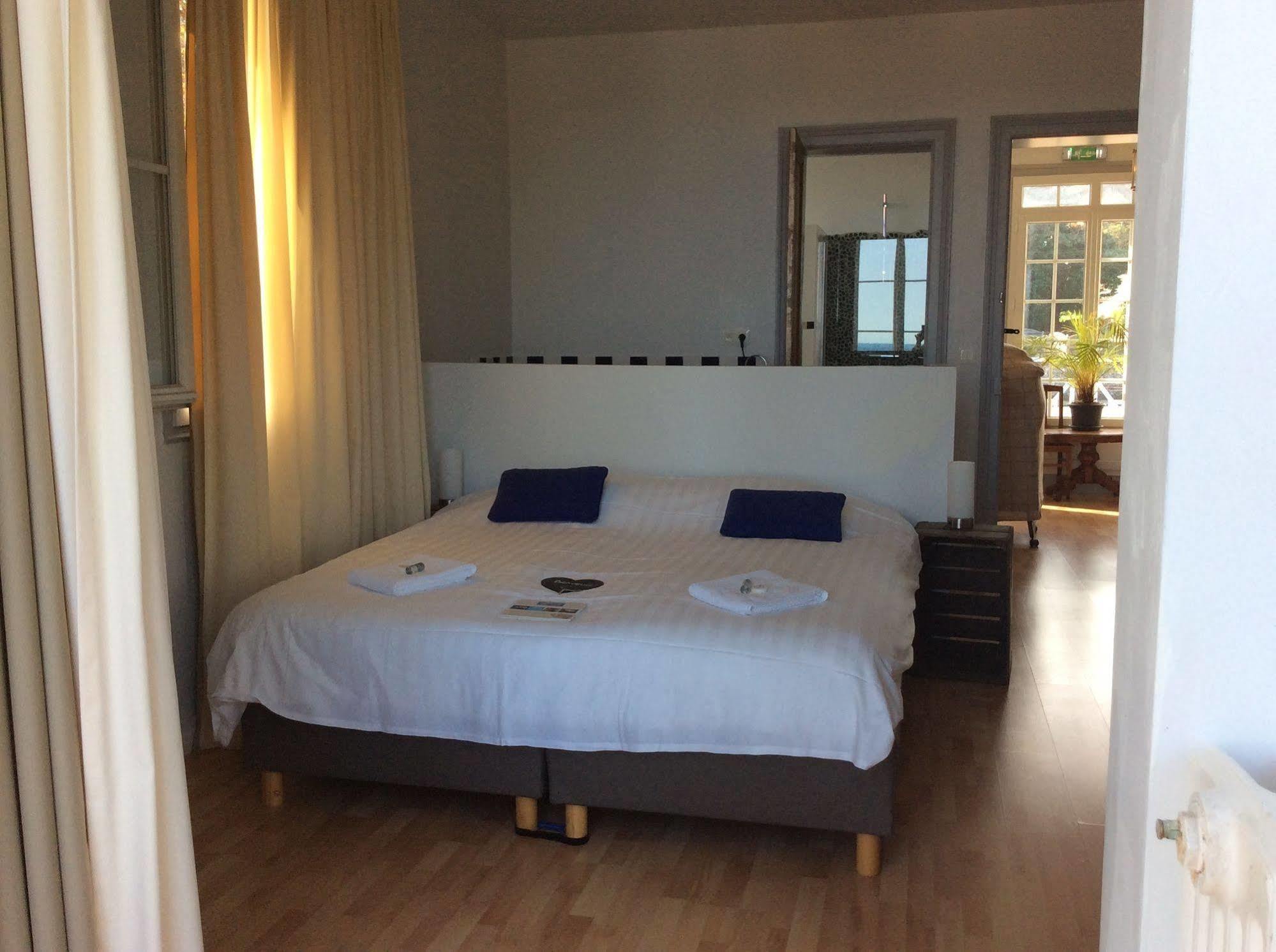 Auberge Du Vieux Puits 디에프 외부 사진